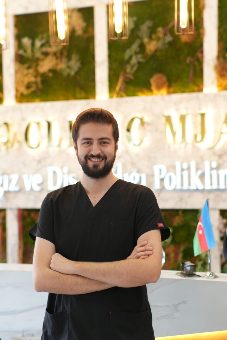 Dt. Alperen Durmuşoğlu
